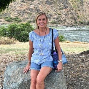 Meet your Posher, Cindy
